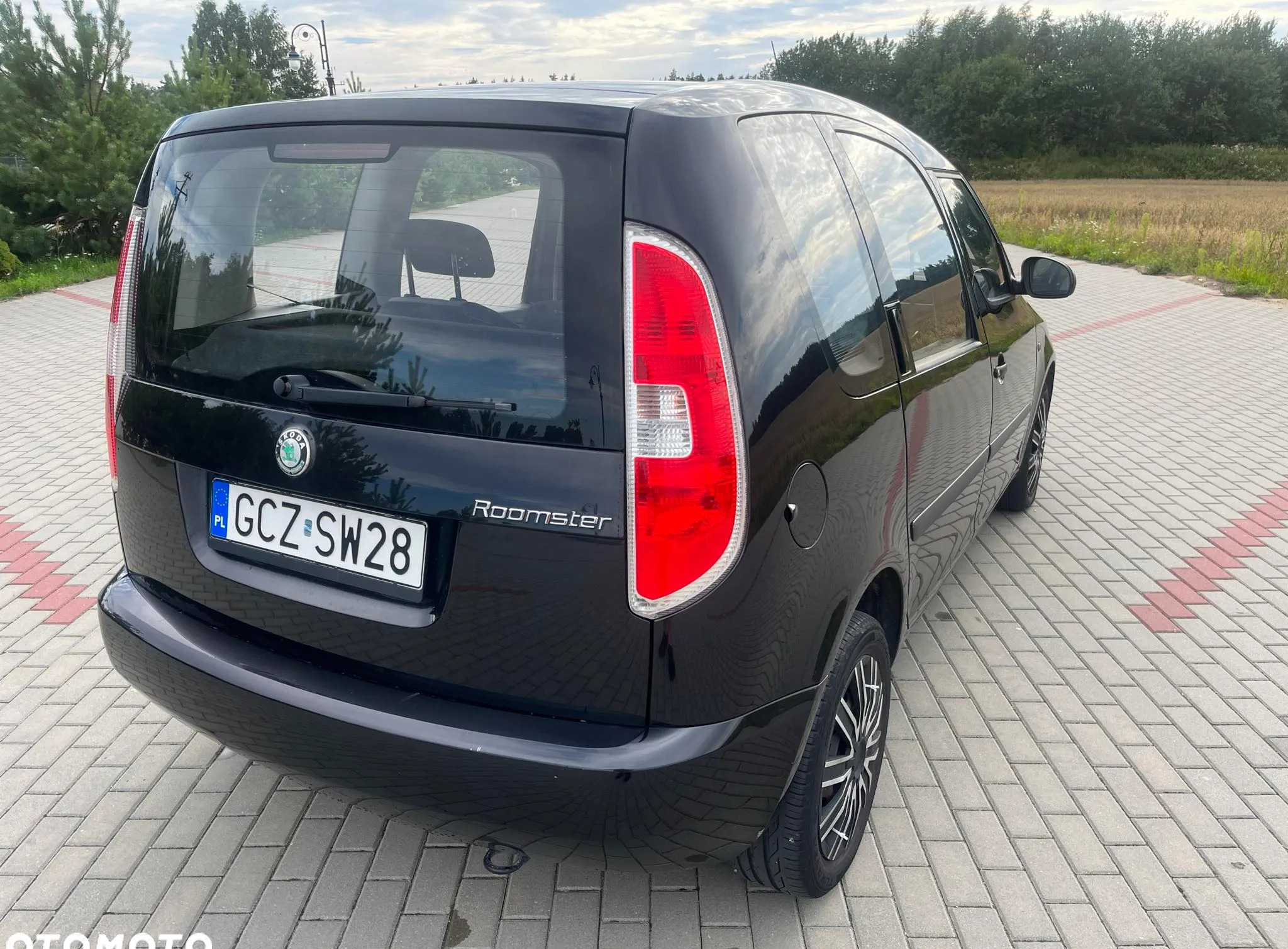 Skoda Roomster cena 13499 przebieg: 201000, rok produkcji 2009 z Człuchów małe 79